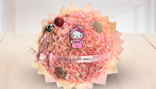 Custom Hello kitty grinch bouquet