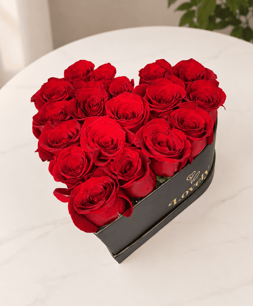 Small Black Heart·Shaper Box - 25 Red Roses