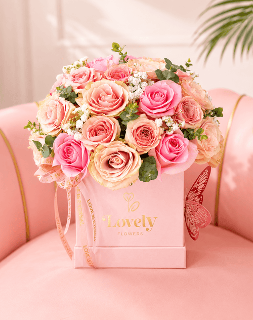 Square Pink Lovely Box - 40 Roses Mix flowers