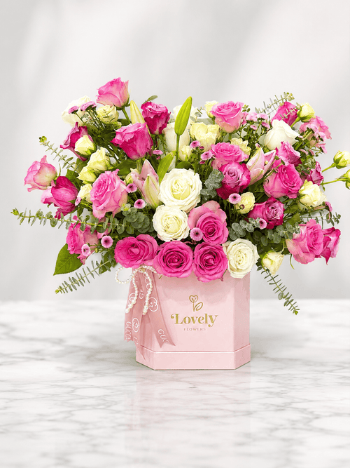 Lovely Pink Corner Box, 35 Roses and mix flowers