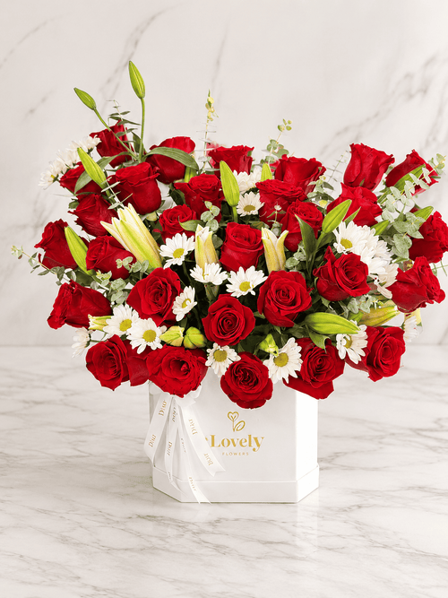 White Flat-Corner Box with Red Roses, White Daisies and Lilies