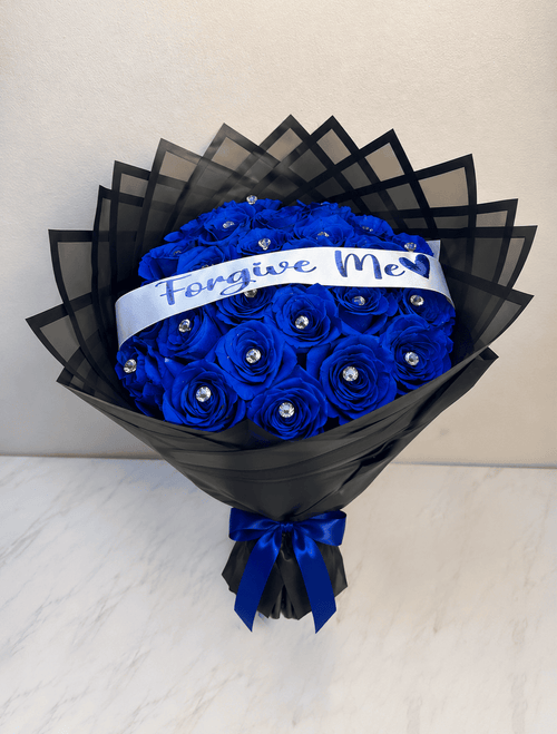 25 Blue Roses for Him!