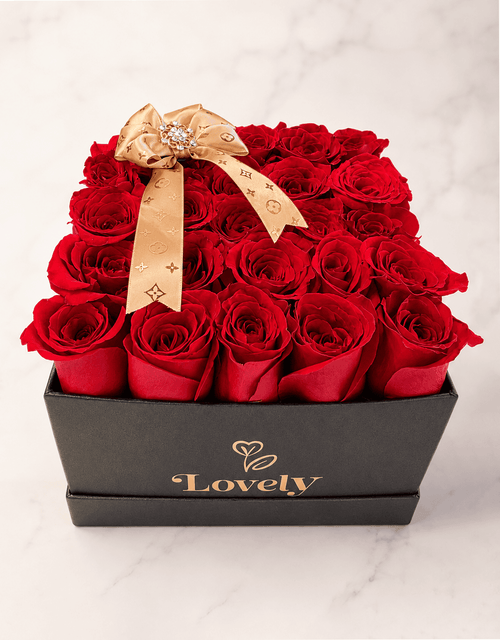 Golden Scarlet Rose Black Box