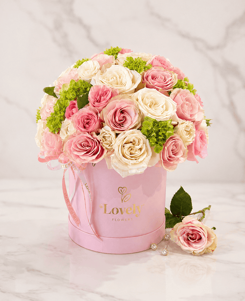 Blush Garden Lovely Round Pink Box