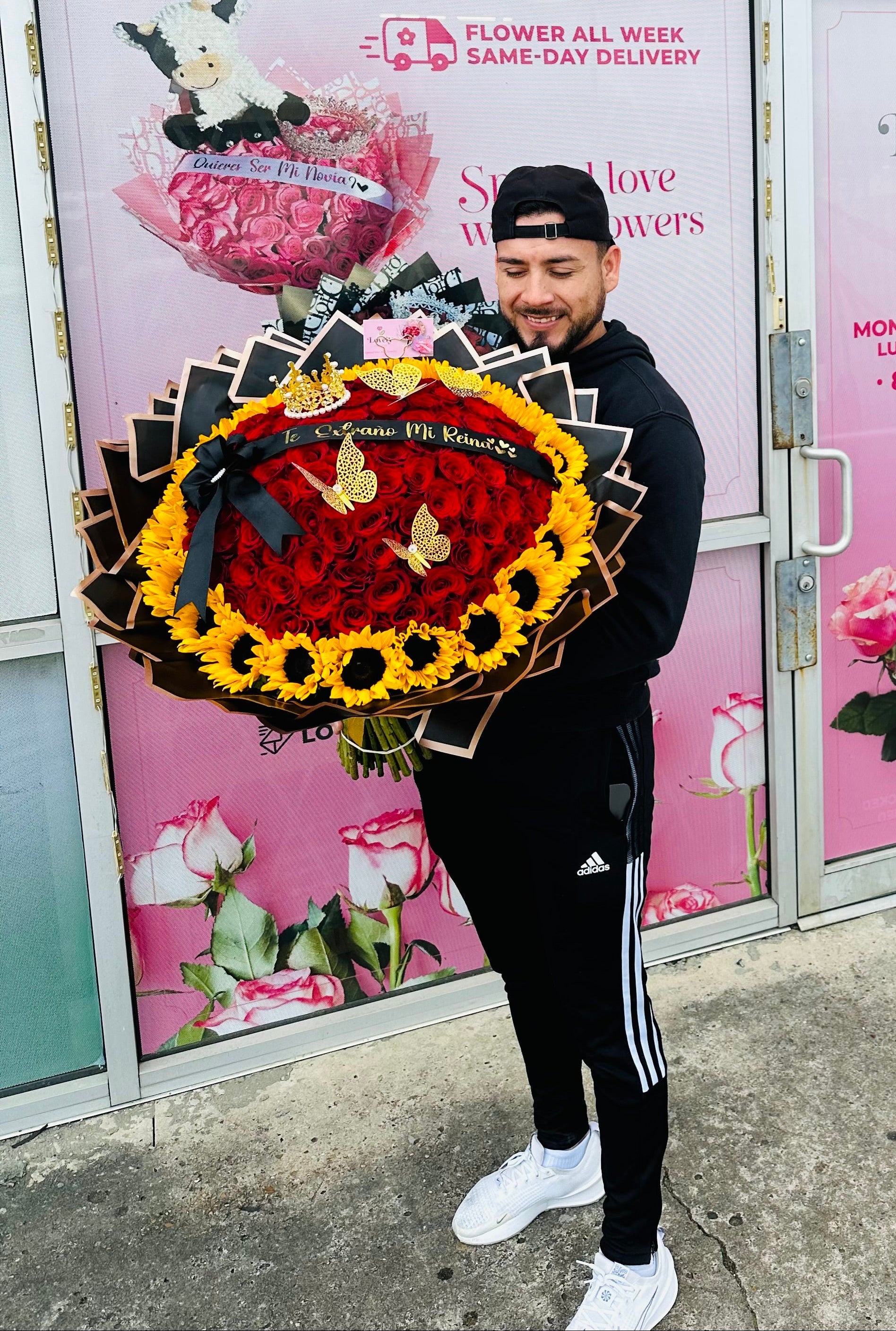 100 Red Roses + Sunflowers