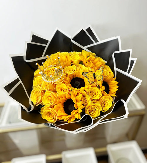 25 Yellow Roses +  6 Sunflowers
