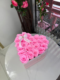 25 Pink Heart Everlasting Rose Box