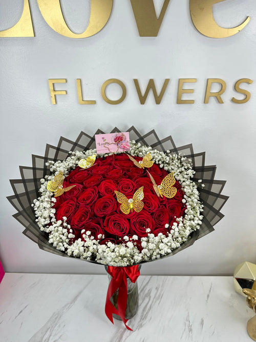 50 Red Roses + Baby Breath Rim