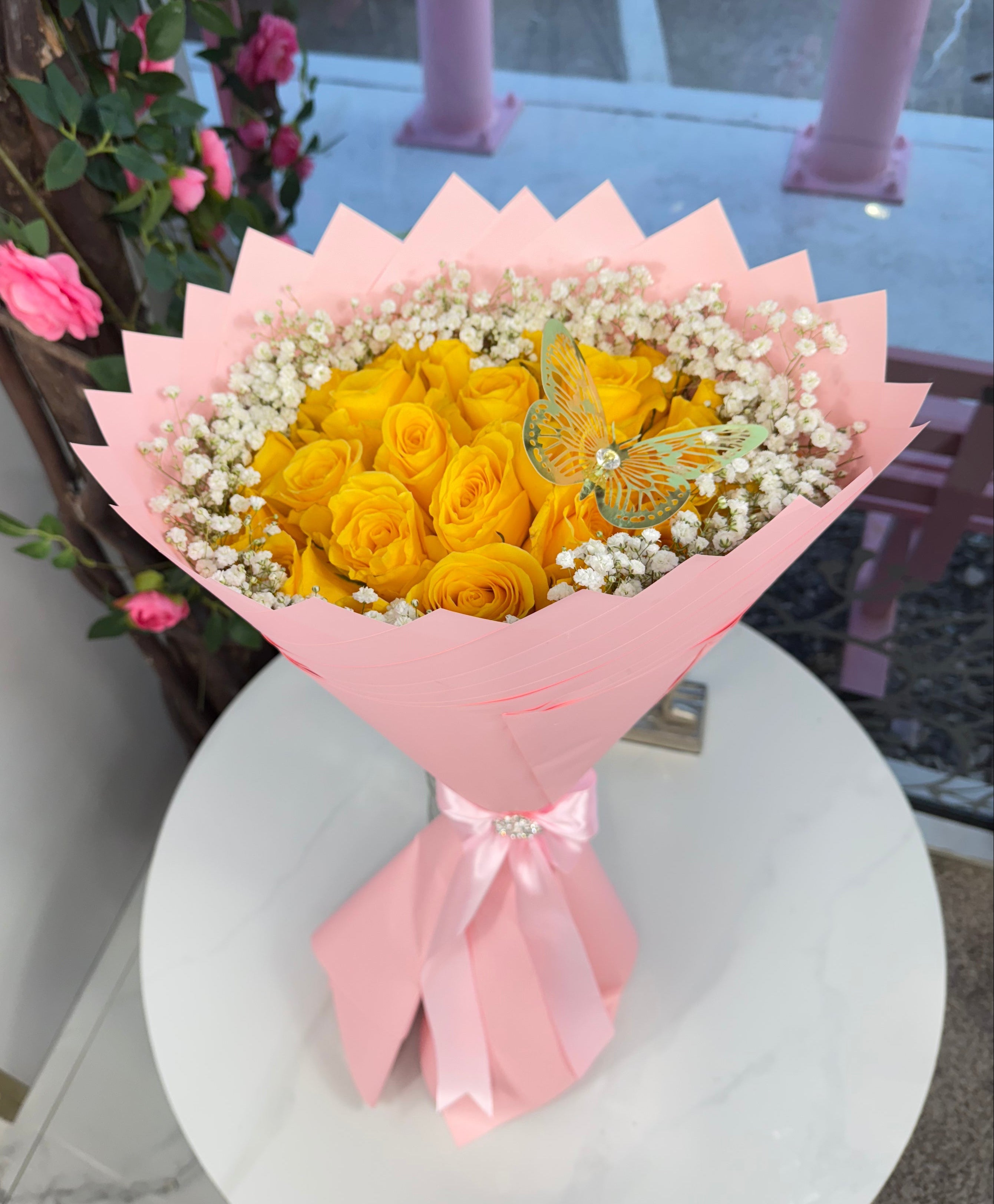 25 Yellow Roses + Baby Breath