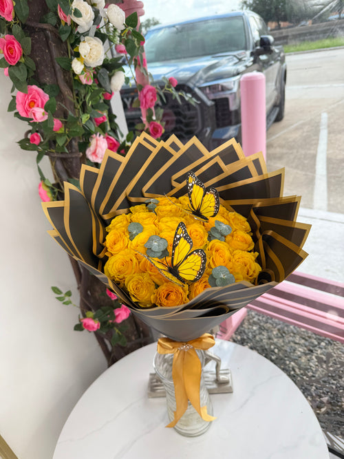 25 Yellow Roses + Butterflies + Eucaliptus