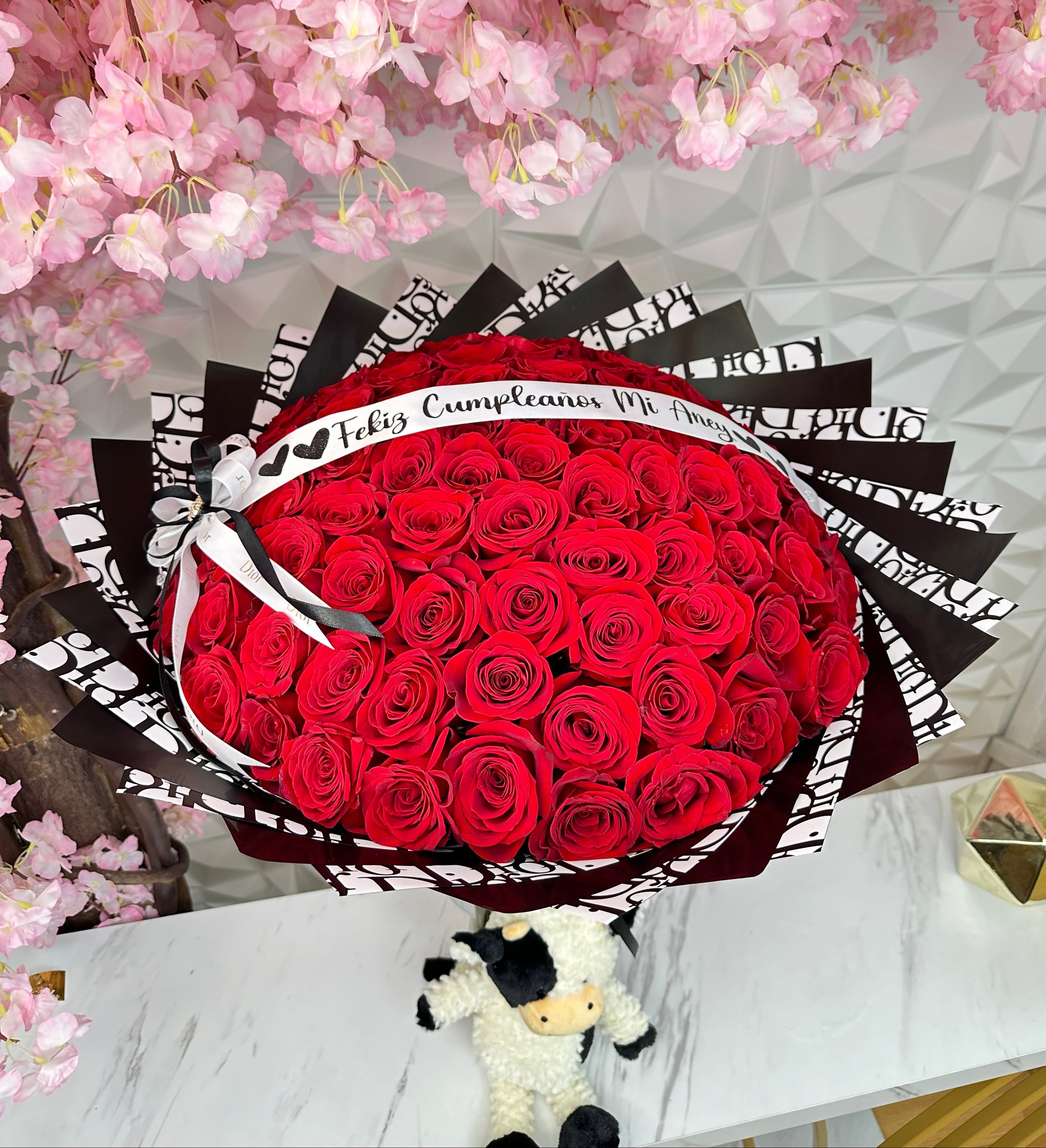 100 Red Roses Dior Wrapping
