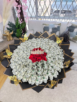 money bouquet with red roses