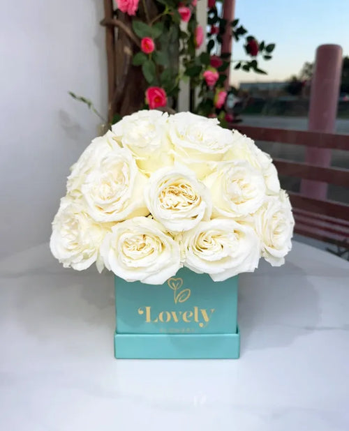 Elegant Small Tiffany Square Box with 25 White Roses