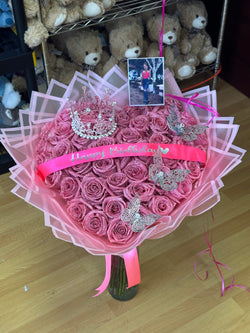 Pink glitter rose bouquet