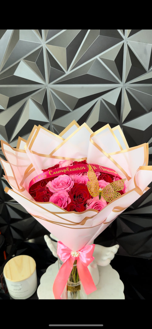 25 Red&Pink Roses Pink Paper