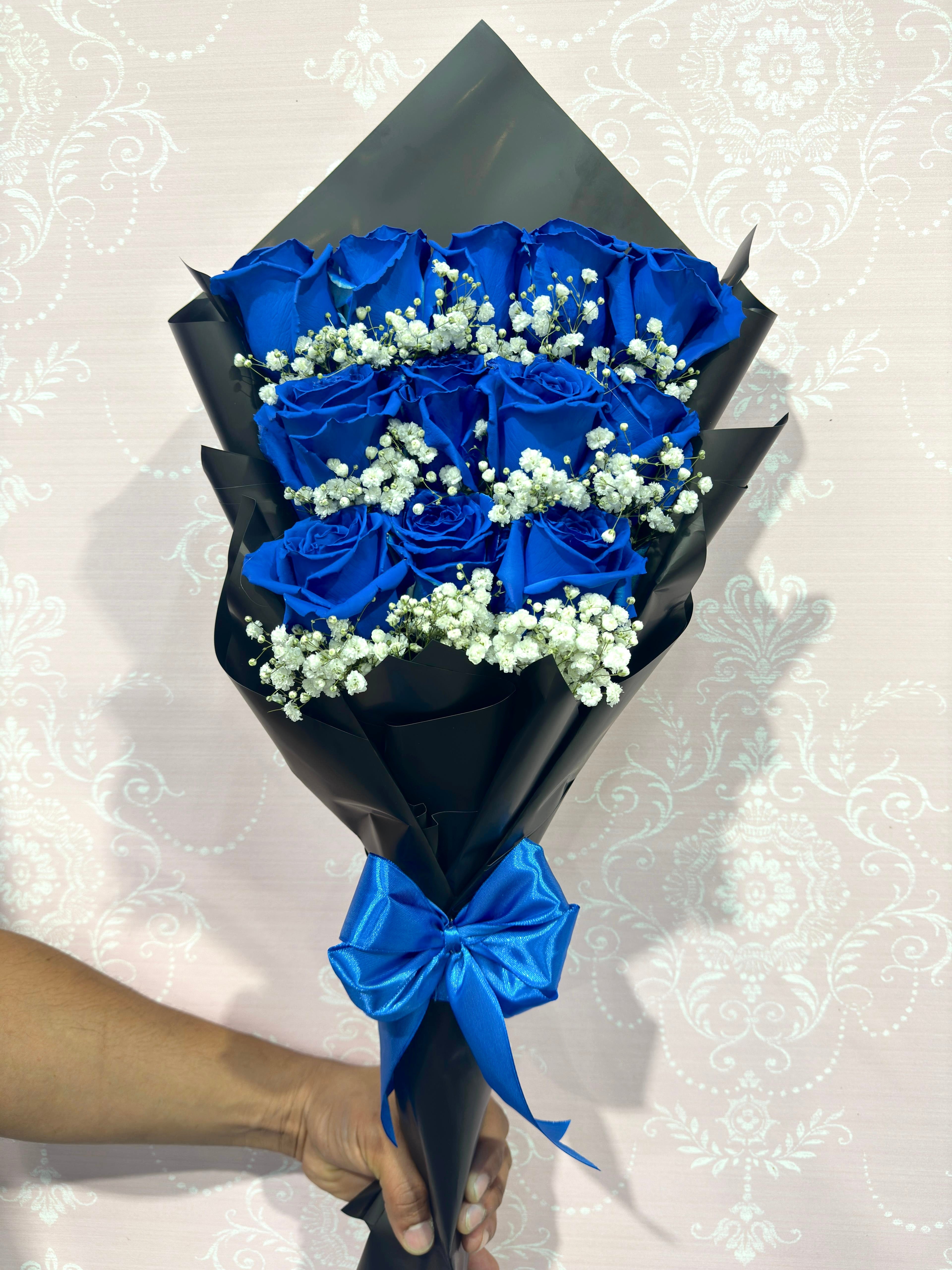 12 Blue Roses + Baby Breath