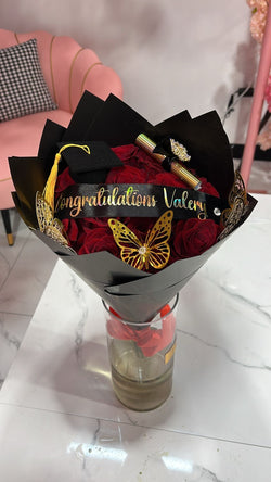 12 Red Roses + Grad decor
