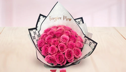 25 Pink Roses Bouquet with Gucci-Style Floral Paper | Fresh Pink Roses
