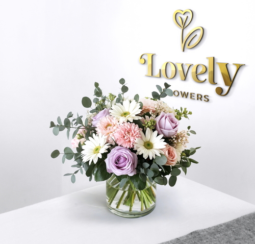 Premium Fresh Flower Arrangement