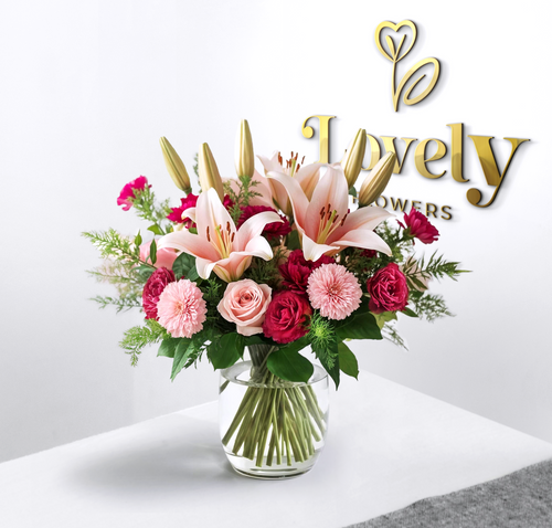 Luxury Pink Lily and Rose,carnation Floral Arrangement in Glass Vase